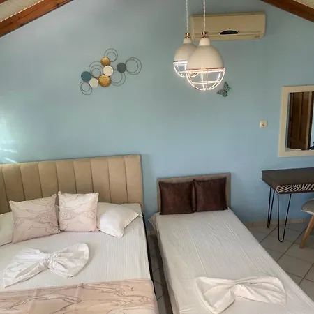 Apartment Sea Breeze 1