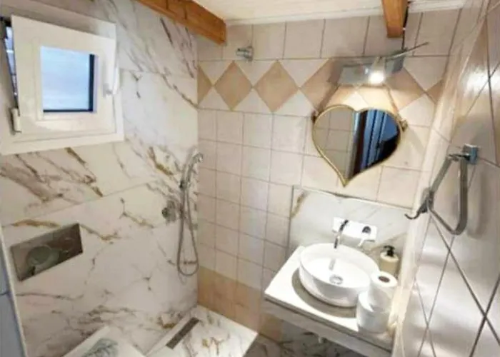 Sea Breeze 1 Апартаменты